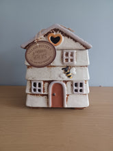 Load image into Gallery viewer, Village Pottery CREAM BEE HOUSE Wax Melt Tea Light Gift Ornament Decoration NEW