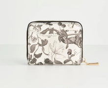 Load image into Gallery viewer, PURSE Fable England Tree of Life Monochrome Purse New