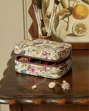 Load image into Gallery viewer, JEWELLERY BOX Fable England LARGE Floral Engravings Printed Jewellery Box Gift