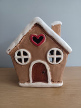 Load image into Gallery viewer, QUAY TRADERS Rustic Gingerbread House Tea Light Holder Ceramic Christmas Gift 14cm NEW
