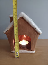 Load image into Gallery viewer, QUAY TRADERS Rustic Gingerbread House Tea Light Holder Ceramic Christmas Gift 14cm NEW