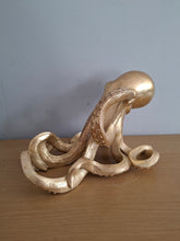 Load image into Gallery viewer, OCTOPUS Wine Bottle Holder Gold Effect