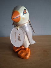 Load image into Gallery viewer, DCUK Puffings Baby Wooden Puffin Bird Named GARY Coastal Ornament
