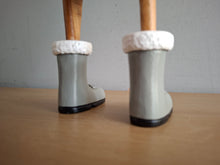 Load image into Gallery viewer, DCUK Alpine Duck Named HOLLY Grey Boots and Scarf Gift 30cm Tall