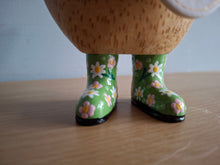 Load image into Gallery viewer, DCUK Green Floral Hat and Boots Ducky Duck Named GLORIA 12cm New