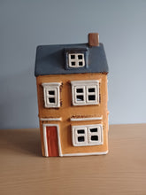 Load image into Gallery viewer, QUAY TRADERS Ochre Tea Light House Gift NEW