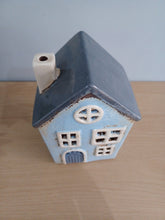 Load image into Gallery viewer, QUAY TRADERS Blue House Tea Light Holder Ceramic Gift NEW