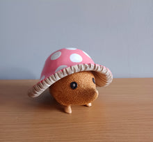 Load image into Gallery viewer, DCUK Toadstool Hedgy Wooden Hedgehog Pink Spotty Toadstool Hat