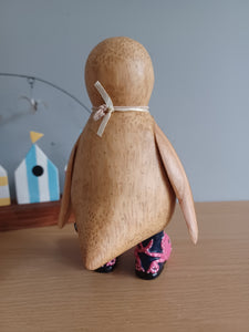 DCUK Wild Welly Penguin Gift Named GLORIA Pink Octopus Wellies12cm