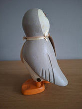 Load image into Gallery viewer, DCUK Puffings Baby Wooden Puffin Bird Named MICHELLE  Coastal Gift Ornament NEW
