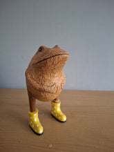 Load image into Gallery viewer, DCUK Jolly Frog Yellow Spotty Boots
