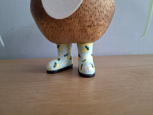 Load image into Gallery viewer, DCUK Wooden Ducky Duck Lemon Boots Named NELSON
