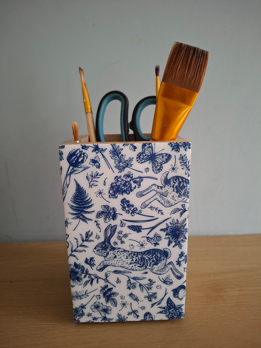 RABBIT Design Wooden Enamel Box 16cm