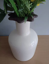 Load image into Gallery viewer, CERAMIC VASE By Quay Traders Nautical  Propella Design Novelty Gift
