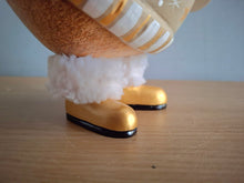 Load image into Gallery viewer, DCUK DUCK GILDED CARAMEL DUCKY NAMED HOLLY New Christmas 2025
