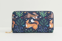 Load image into Gallery viewer, PURSE Fable England Navy Hare and Fox Purse
